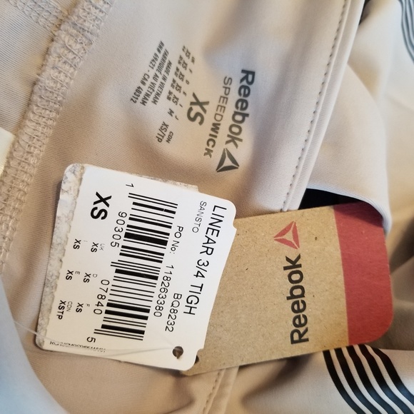 Reebok Linear 3/4 Workout Tights - Picture 5 of 5